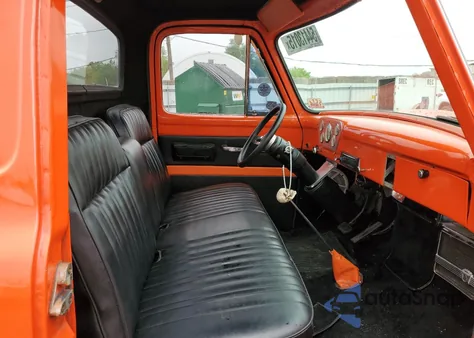 1955 Ford Uk z USA, uszkodzony, nr VIN 59B693521